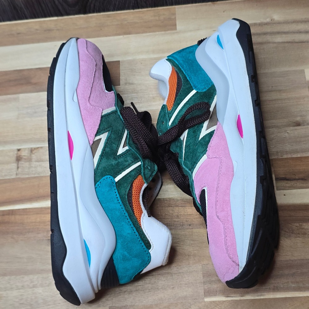 New Balance 57/40 M5740FM1 Sneakers 6.5 Pink Green Womens Shoes